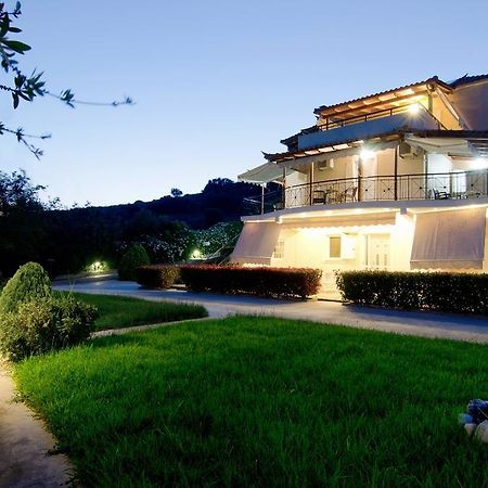 Thea Studios Finikounta Exterior photo